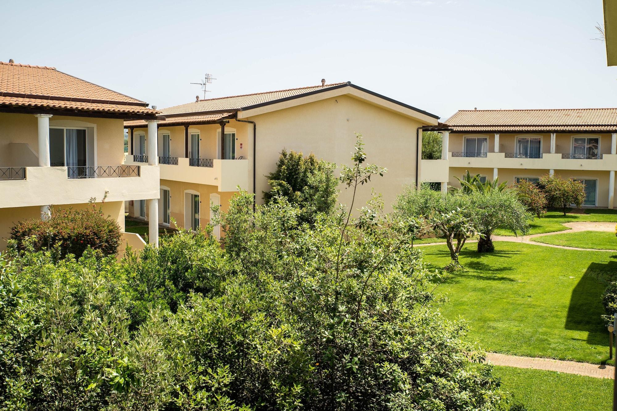 Nicotera Beach Village Экстерьер фото