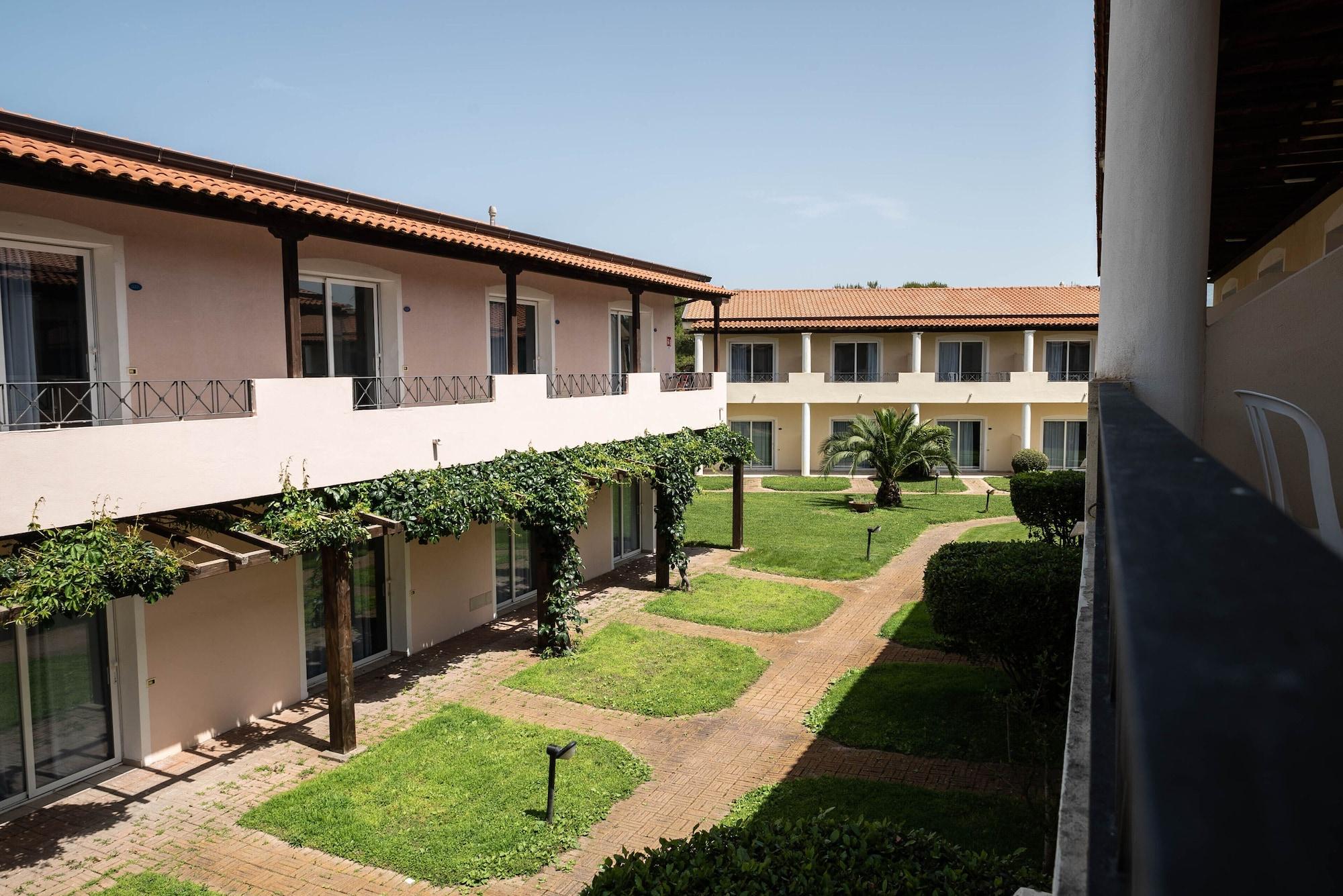 Nicotera Beach Village Экстерьер фото