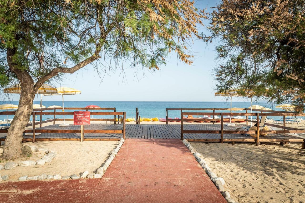 Nicotera Beach Village Экстерьер фото