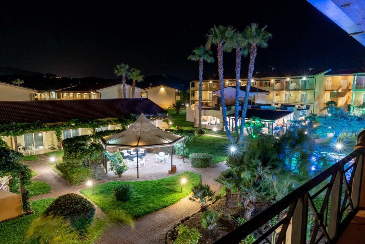 Nicotera Beach Village Экстерьер фото